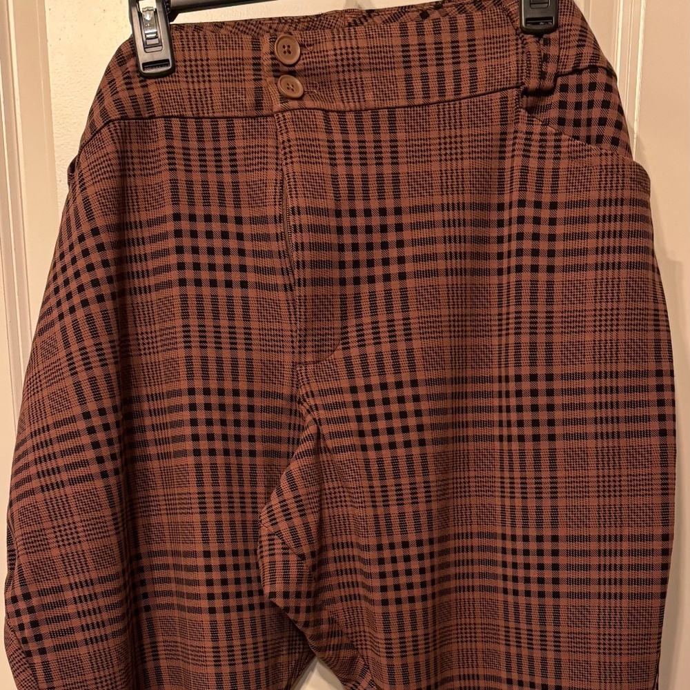 Studio by Torrid Brown Glen Plaid Trouser Pants – 30S (Short Inseam)